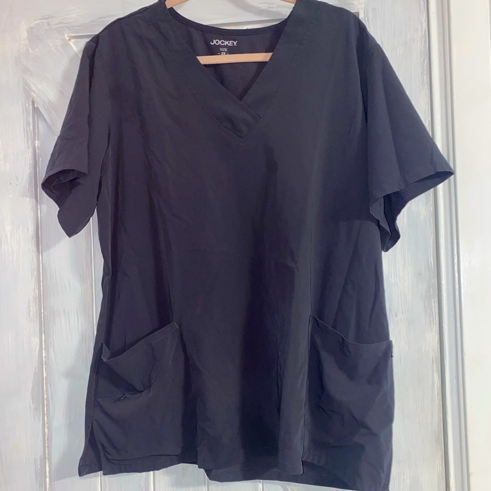 Jockey plus scrub top